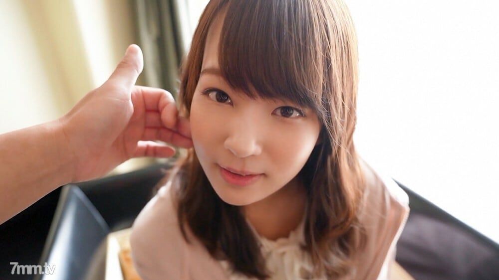 540-MIKAKO-05在一个剃光的女孩微笑和HMikako中出