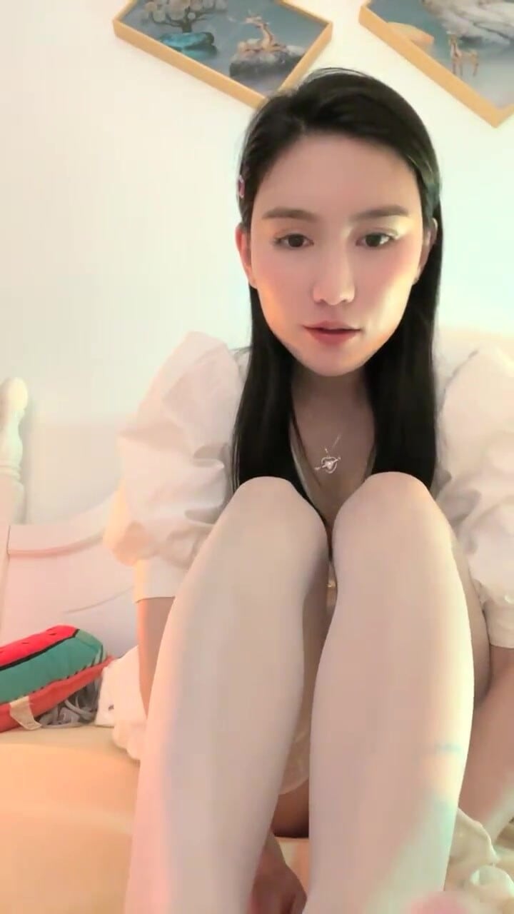 顶级女神下海！超漂亮~【嫩嫩包】各种漏穴！我射了！清纯反差婊，喷血推荐
