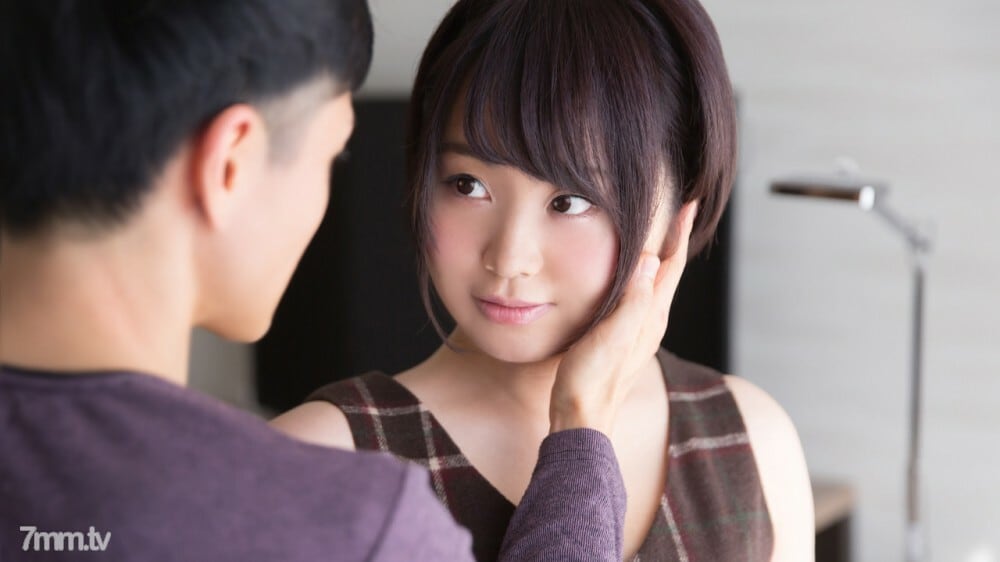 617-AKARI-01Akari带著可爱的笑容