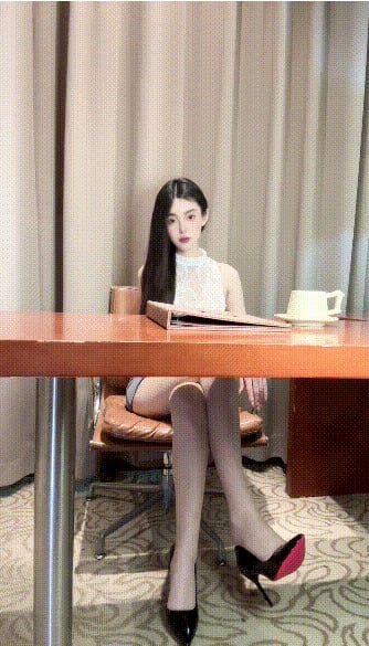 【抖音】极品丝袜美人【薇薇】丝足福利❤️透视内内 珍珠内 自慰